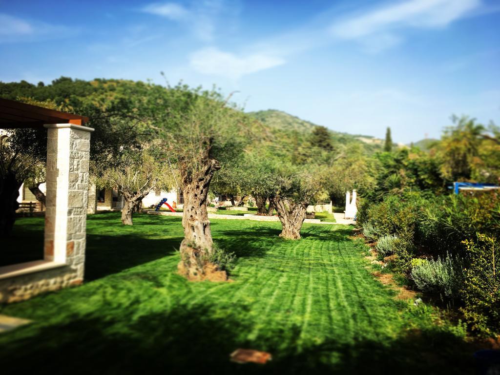 Bellou Villas Sivota ภายนอก รูปภาพ