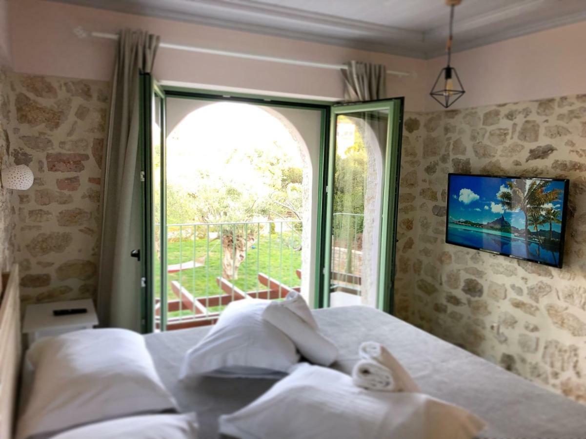 Bellou Villas Sivota ภายนอก รูปภาพ